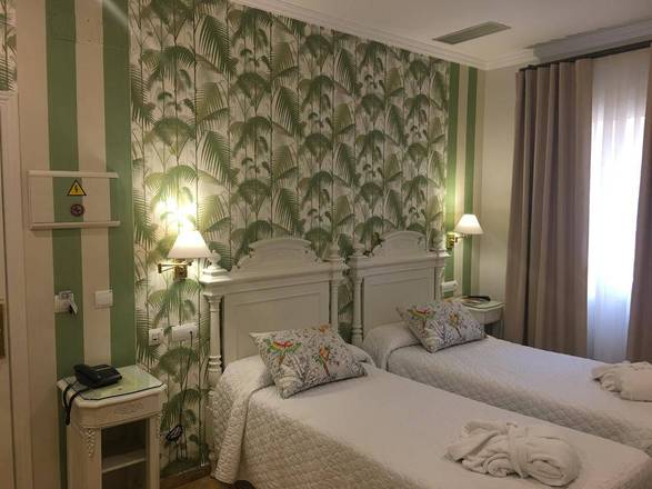 Adriano Boutique Sevilla, Seville