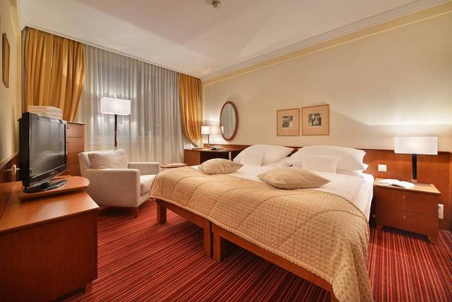 Apollo Hotel Bratislava, Bratislava