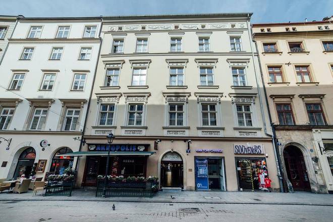 RT Rezydent, Krakow