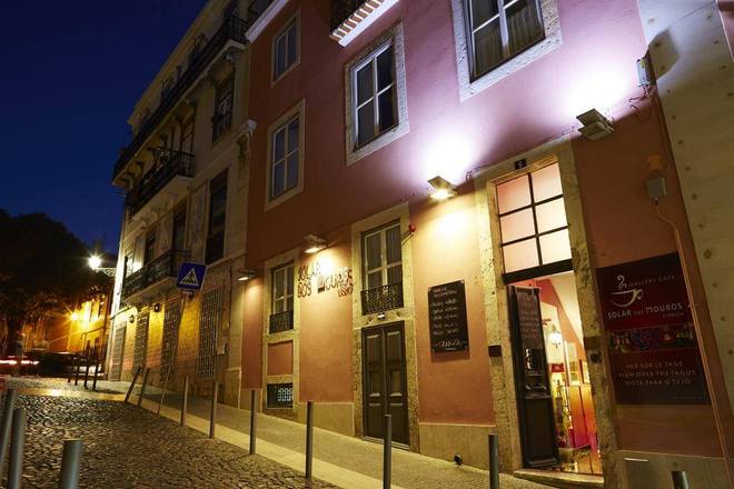 Solar Dos Mouros, Lisbon
