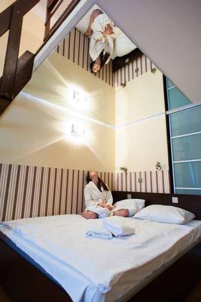 Kadetus Hostel, Krakow
