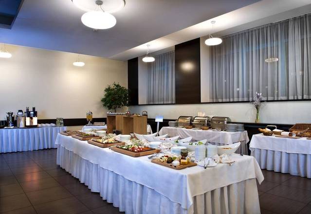 Hotel Tatra, Bratislava