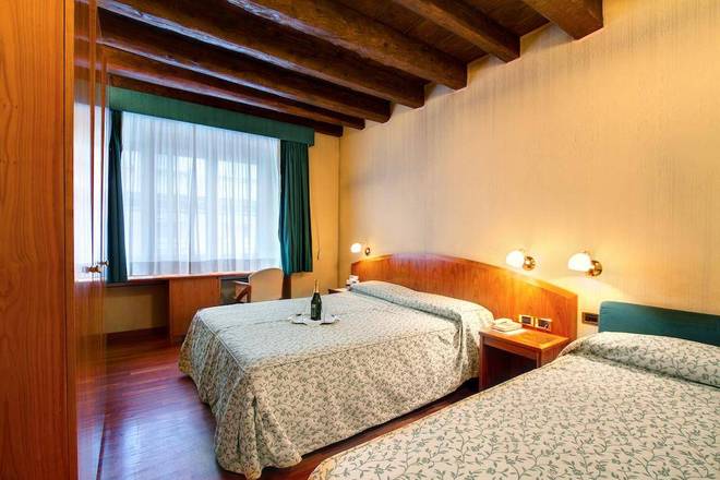Hotel Corot, Rome