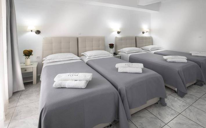 Carolina Hotel, Athens
