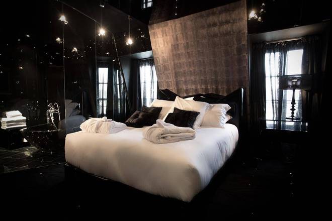 Seven Hotel, Paris