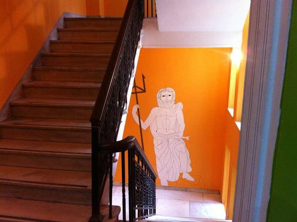 Zeus Hostel, Athens