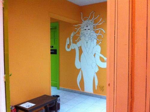 Zeus Hostel, Athens