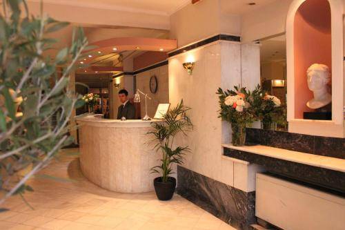 Achillion Hotel, Athens