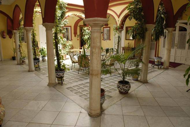 Hostal Sierpes, Seville