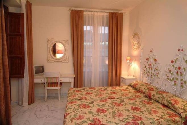 Hotel Doña Manuela, Seville