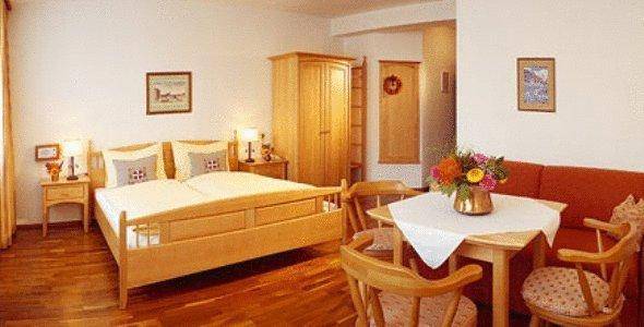 Hotel Wei&szlig;es Kreuz, Innsbruck