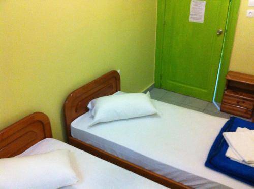 Zeus Hostel, Athens