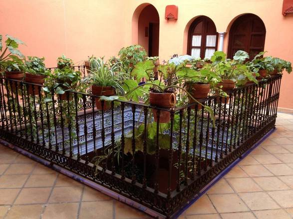 Patio de La Alameda, Seville