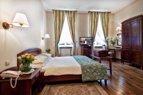 Karmel Hotel, Krakow