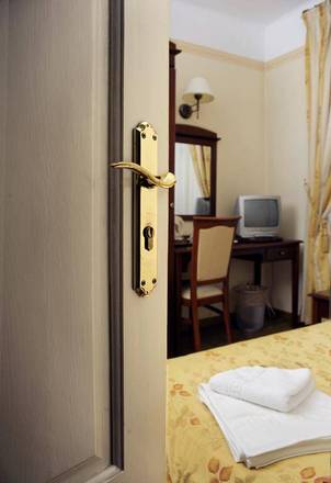 Karmel Hotel, Krakow