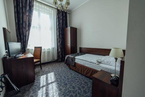 RT Rezydent, Krakow