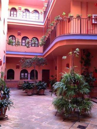 Patio de La Alameda, Seville