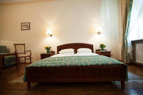 Karmel Hotel, Krakow