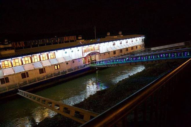 Botel Marina, Bratislava