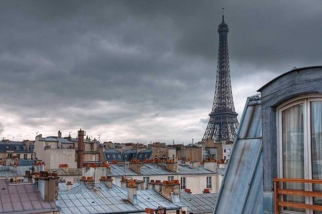 Alma, Paris