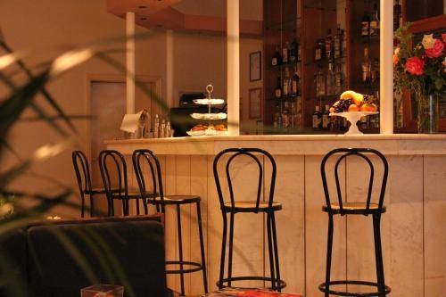 Achillion Hotel, Athens