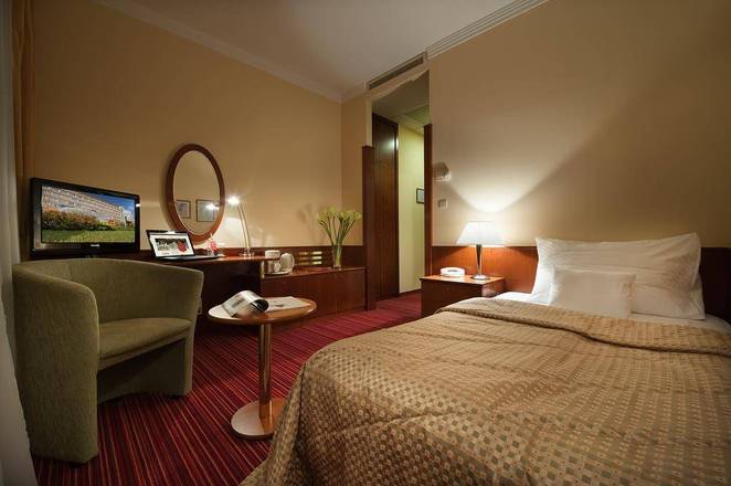 Apollo Hotel Bratislava, Bratislava