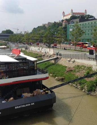 Botel Gracia, Bratislava