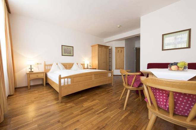 Hotel Wei&szlig;es Kreuz, Innsbruck