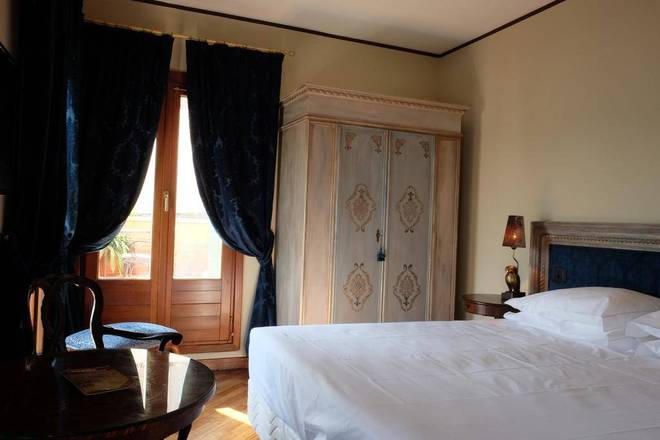 Hotel La Calcina, Venice