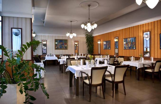 Hotel Tatra, Bratislava