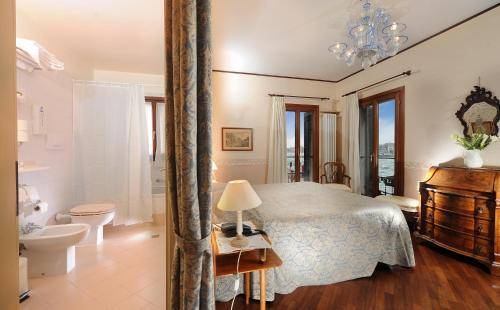 Hotel La Calcina, Venice