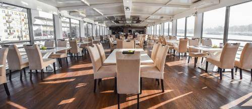 Botel Gracia, Bratislava