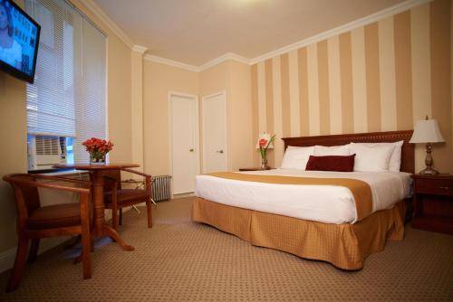 Hotel St. James, New York