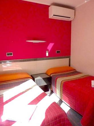 Hostal Levante, Barcelona