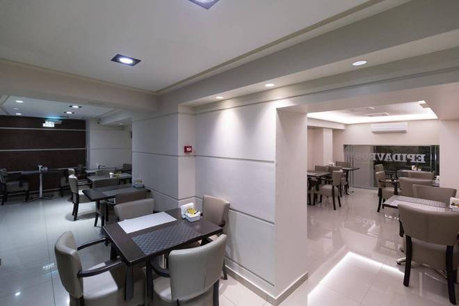 Epidavros Hotel, Athens