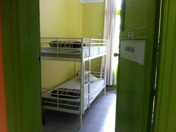 Zeus Hostel, Athens
