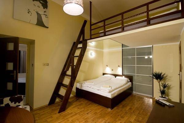 Kadetus Hostel, Krakow