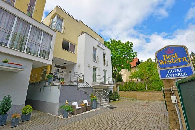 Antares, Bratislava