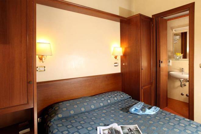 Hotel Antico Borgo Di Trastevere, Rome