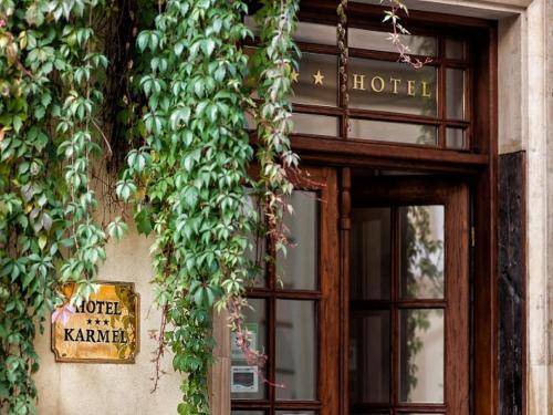Karmel Hotel, Krakow