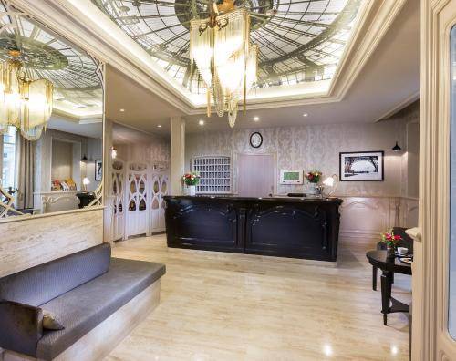 Grand Hotel des Balcons, Paris