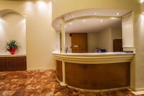 Hotel Marina, Athens