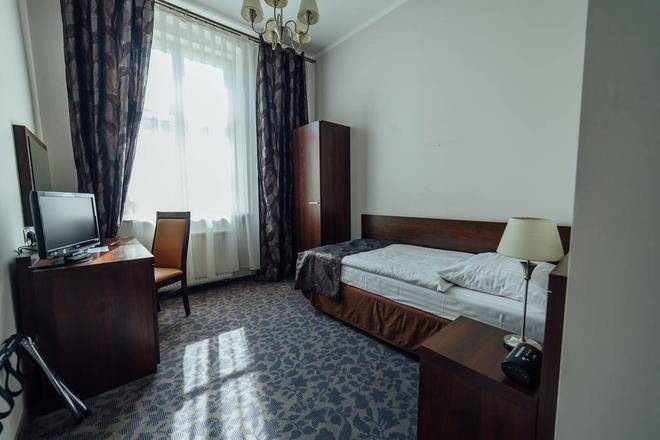 RT Rezydent, Krakow