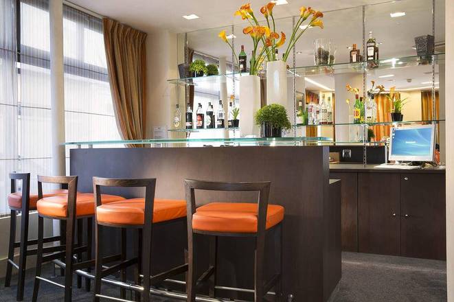 Hôtel Eiffel Turenne, Paris