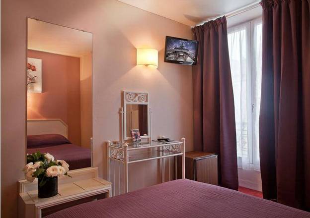 Alma, Paris