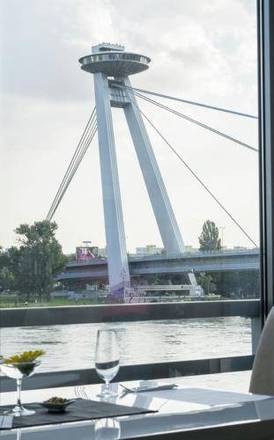 Botel Gracia, Bratislava