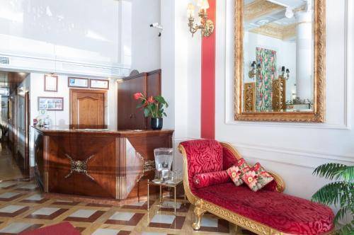 Adriano Boutique Sevilla, Seville