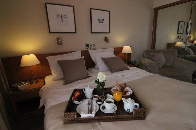 Achillion Hotel, Athens