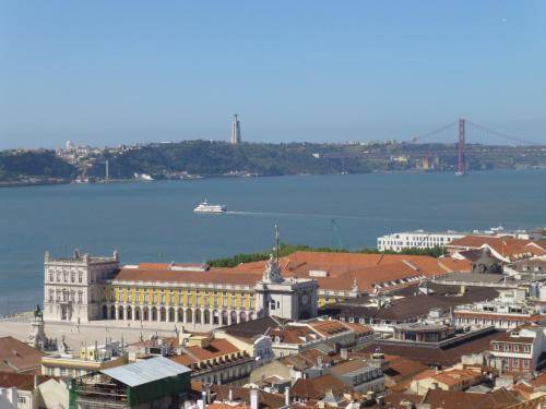 Solar Dos Mouros, Lisbon