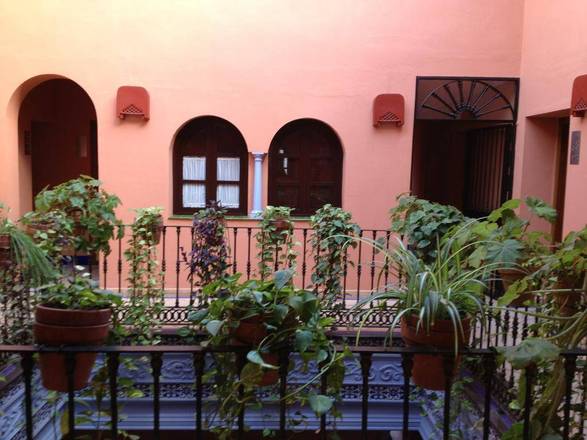 Patio de La Alameda, Seville